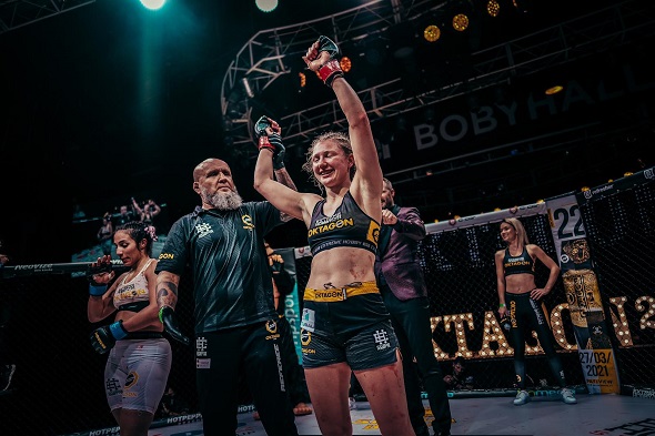 Lucia Szabová - Oktagon MMA