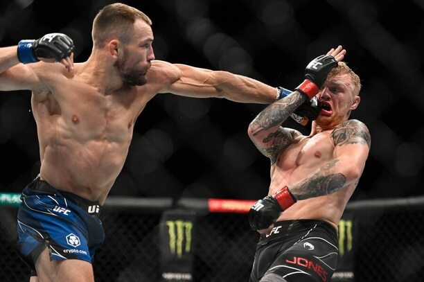 UFC: Ľudovít Klein šokoval Londýn, porazil Masona Jonesa