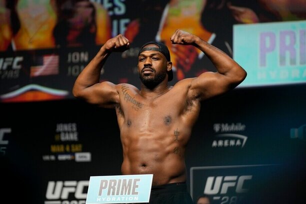 Jon Jones (váženie pred UFC 285)