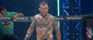 Mikulášek vs Jandejsek Clash of the Stars 8