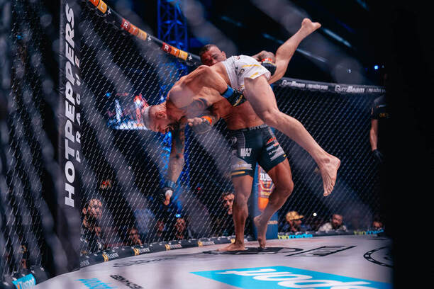 Oktagon 72 Vémola takedown