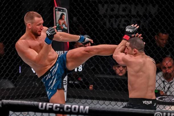 Reinier de Ridder vs. Robert Whittaker (UFC Abu Dhabi)