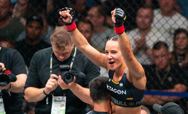 Alina Dalaslan pri poslednom víťazstve na turnaji Oktagon 76.