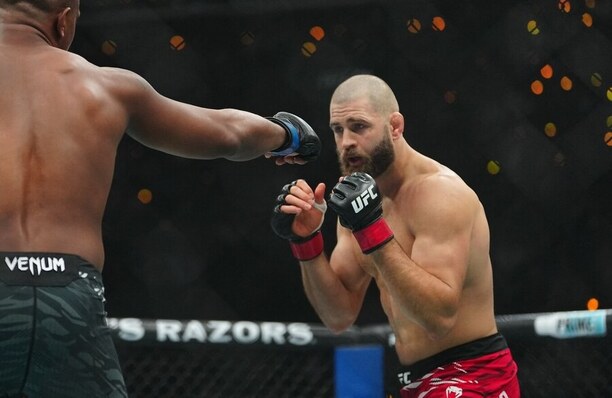 Jiří Procházka v&nbsp;zápase UFC.