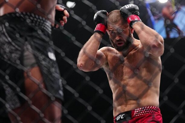 Jiří Procházka (UFC 327)