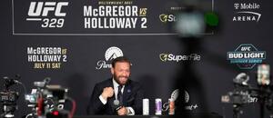 Conor McGregor pred UFC 329