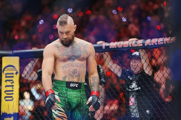 Conor McGregor (UFC 329)