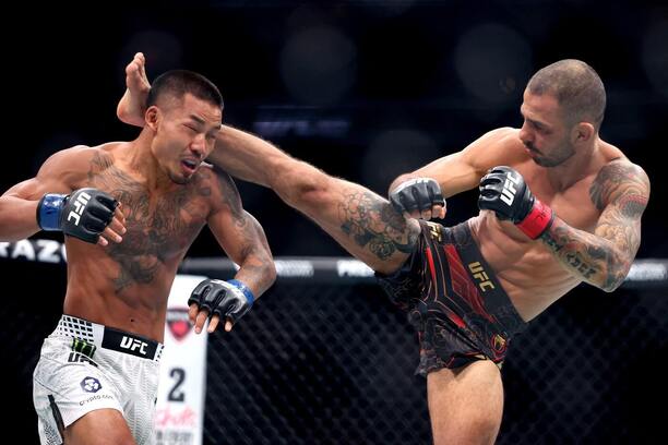 Joshua Van vs. Alexandre Pantoja (UFC)